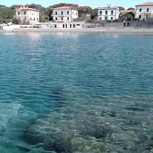 Ferienhaus A Due Passi Dal Mare, Castiglioncello